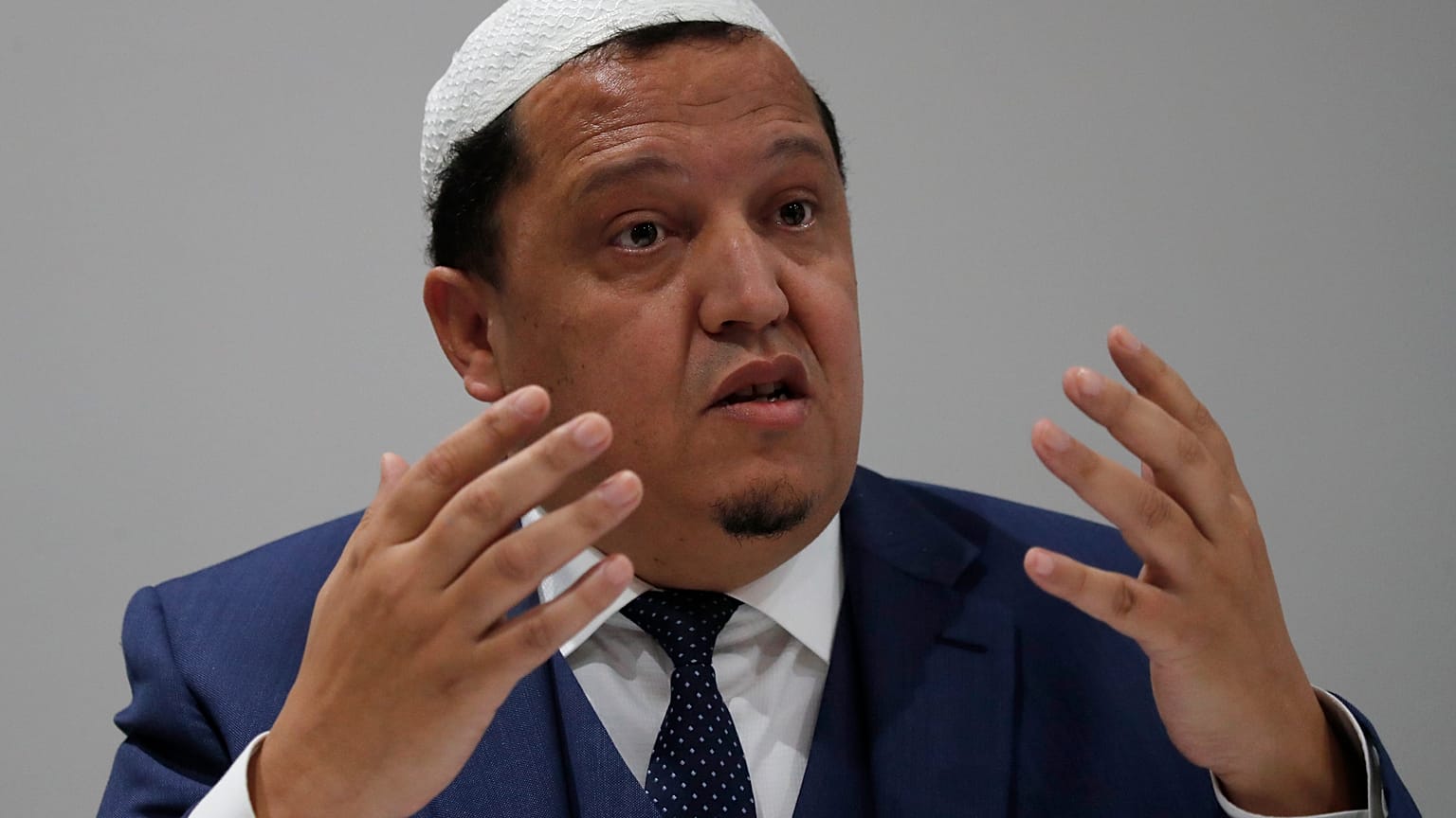 حسن الشلغومي إمام مسجد درانسي ورئيس مؤتمر أئمة فرنسا