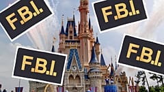 Disneyland Paris und FBI-Aufkleber