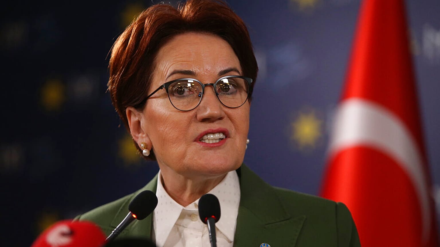 Meral Akşener