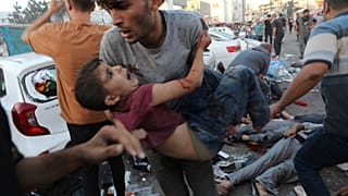 Bombardeo ante el hospital de Al Shifa, en Gaza, el pasado 3 de noviembre