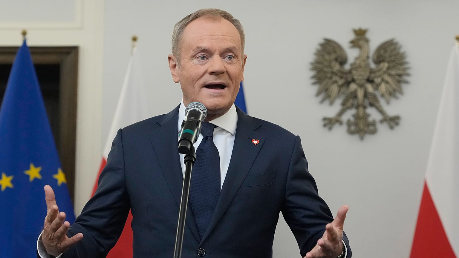 El ex primer ministro de Polonia y candidato del partido Plataforma Cívica, Donald Tusk.