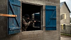 Ukrán katonákat képeznek városi harcra egy francia bázison