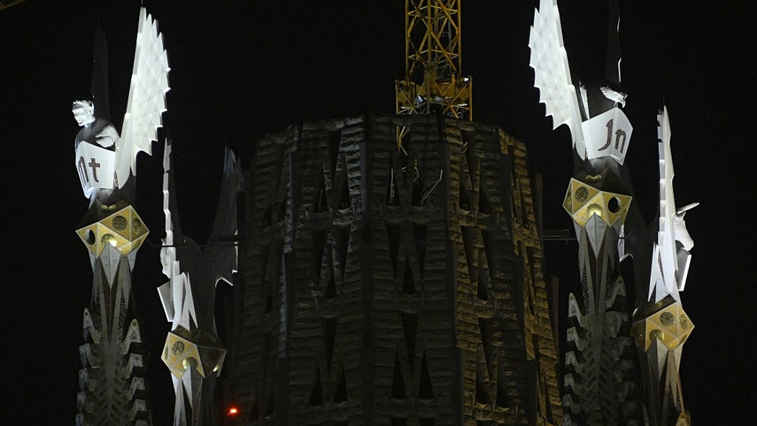 Fényjáték a Sagrada Familián