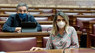 ΤΣΑΚΑΛΩΤΟΣ ΚΑΙ ΠΕΡΚΑ ΑΠΟ ΠΑΛΑΙΟΤΕΡΗ ΣΥΝΕΔΡΙΑΣΗ ΣΤΗ ΒΟΥΛΗ