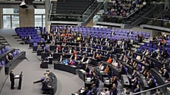 Képünk illusztráció: a német parlament alsóházának plenáris ülése