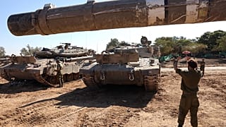 El asedio sobre Gaza continúa mientras muchos ciudadanos tratan de abandonar el lugar