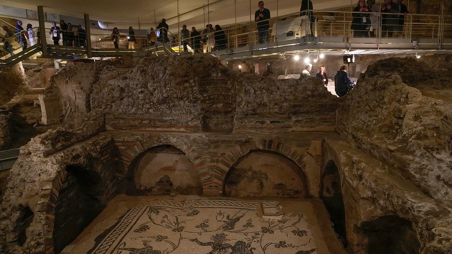 Δημοσιογράφοι επισκέπτονται τη Via Triumphalis