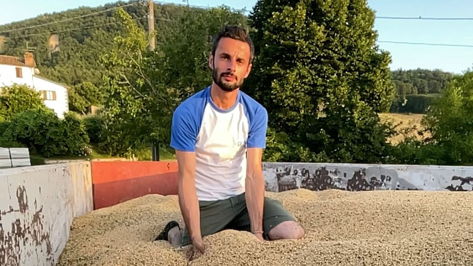 Matteo Pagliarani raconte que les inondations du mois de mai ont fait des ravages dans sa ferme familiale en Italie.