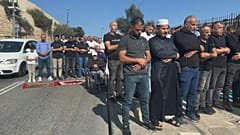 فلسطينيون يؤدون صلاة الجمعة في القدس