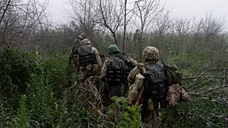 Украинские военные пытаются отодвинуть российские силы на правом берегу Днепра