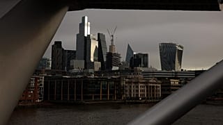 Londra Şehri'nin ufuk çizgisi, Kasım 2023.