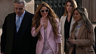 Cantora Shakira chega ao tribunal, em Barcelona