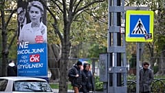 Билборды объясняют, "кто во всем виноват"