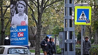 Билборды объясняют, "кто во всем виноват"