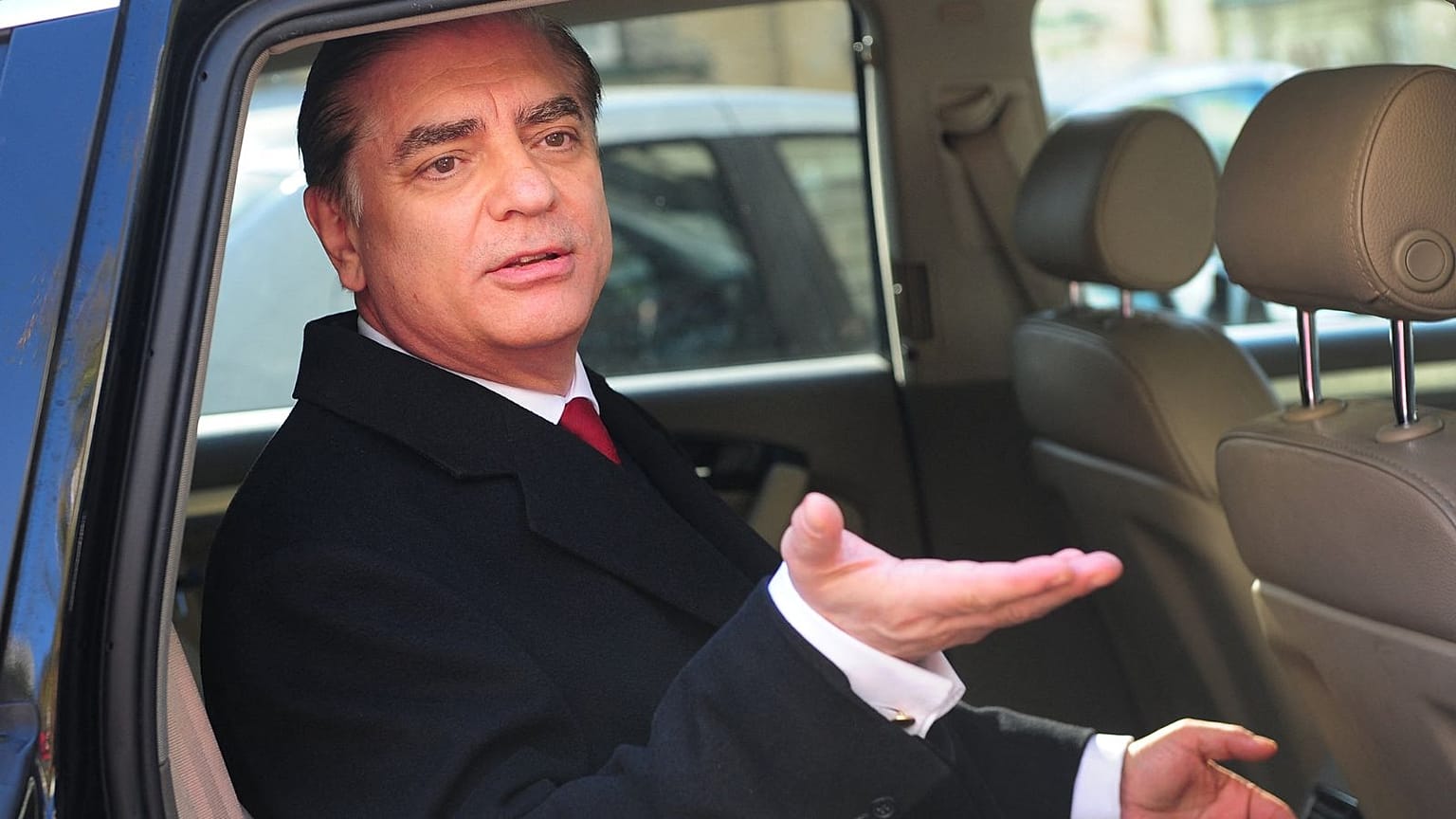 Paul Philippe de Hohenzollern adress to media after he leaves Romania's supreme court in Bucharest, on November 8, 2011.