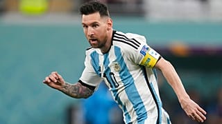 الأرجنتيني ليونيل ميسي خلال مباراة دور الـ16 لكأس العالم لكرة القدم بين الأرجنتين وأستراليا في استاد أحمد بن علي في الدوحة، قطر، 3 ديسمبر 2022.