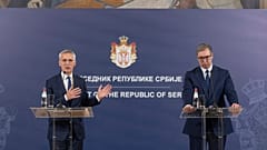 Der Konflikt zwischen Serbien und dem Kosovo schwelt, NATO-Generalsekretär Stoltenberg hat in Serbien eine Annährung gefordert.