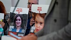 Familien der Geiseln aus Israel beim Papst in Rom