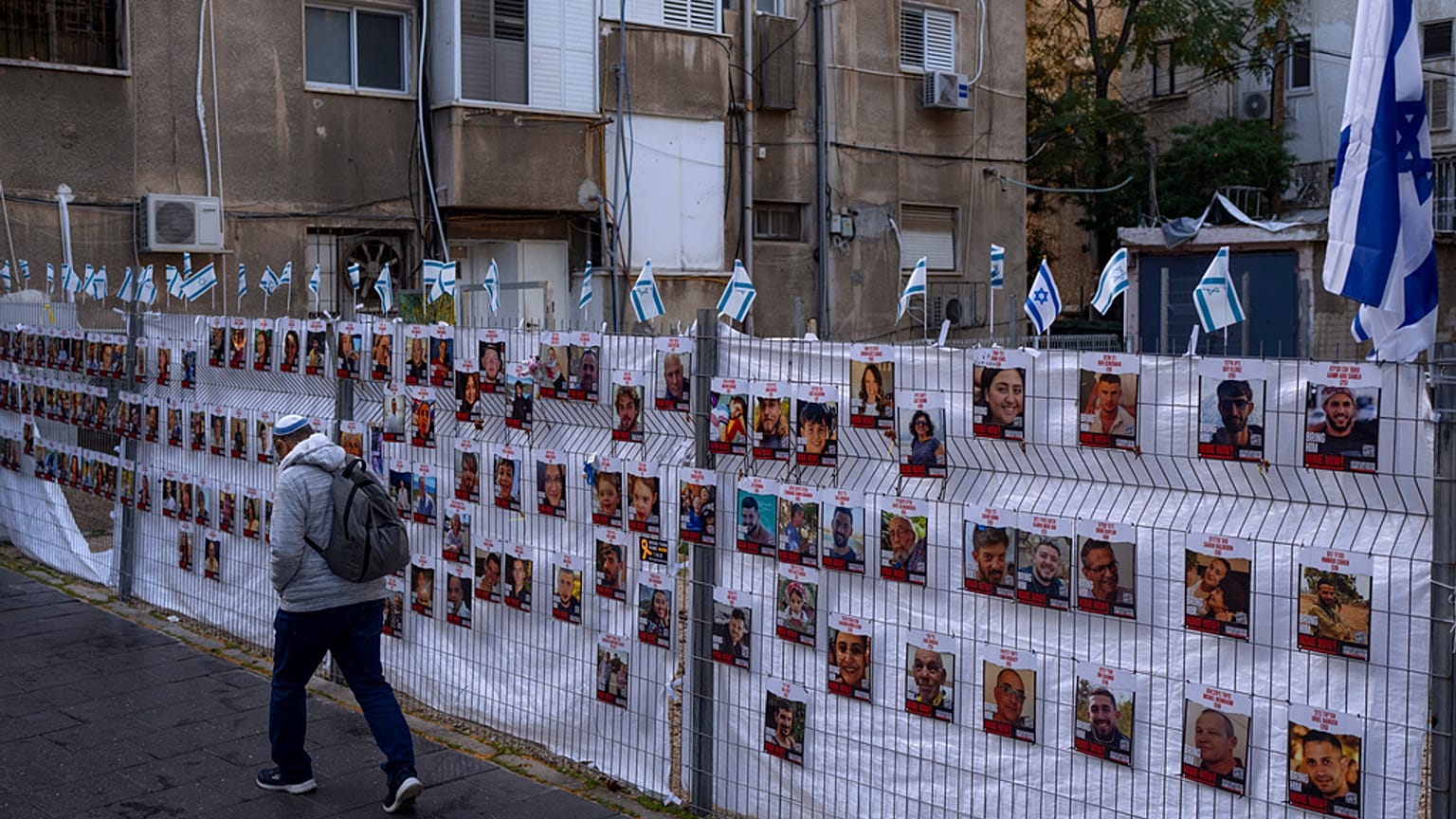 İsrail'in muhtemel serbest bırakılacaklar listesindeki Filistinli mahkumlar kimler?