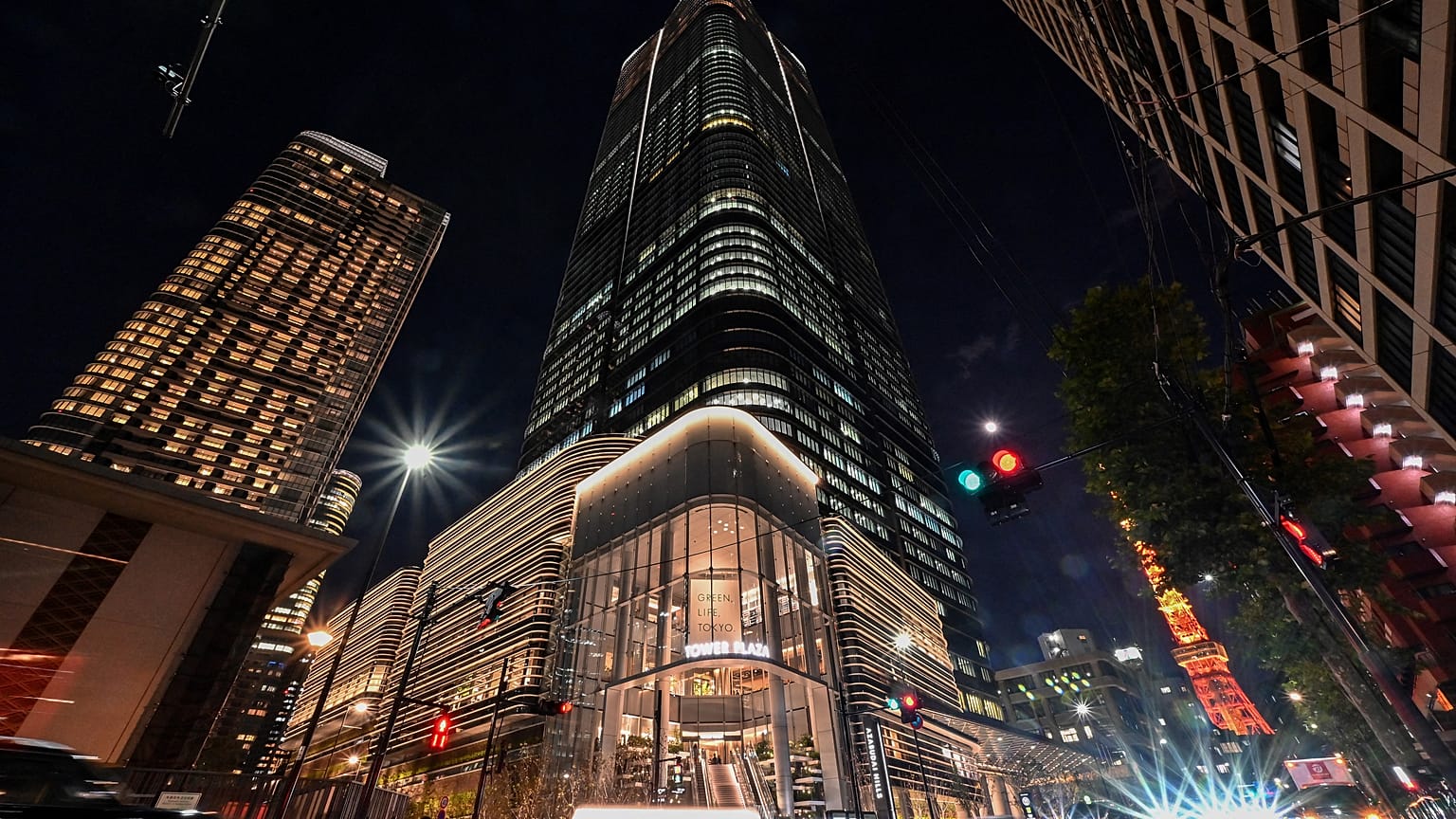 Tokyo Tower, Japan's biggest building measuresing 330 meters, opened on November 24, 2023 and overtakes the place of Osaka’s 300m tall Abeno Harukas.