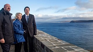 Επίσκεψη των ηγετών στο ιστορικό Signal Hill της πόλης St. John's
