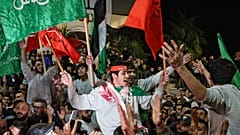 أسرى فلسطينيون محررون يصلون إلى رام الله
