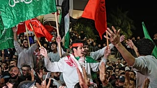 أسرى فلسطينيون محررون يصلون إلى رام الله