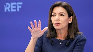 Paris Belediye Başkanı Anne Hidalgo