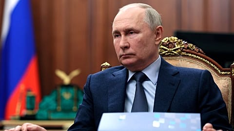 Russian President Putin approves a record budget increase of around 30% for military spending in 2024