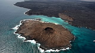Vista aérea de la isla Sombrero Chino, islas Galápagos, Ecuador