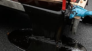 مكان احتجاج لنشطاء منظمة السلام الأخضر البيئيةأمام المستشارية في برلين.