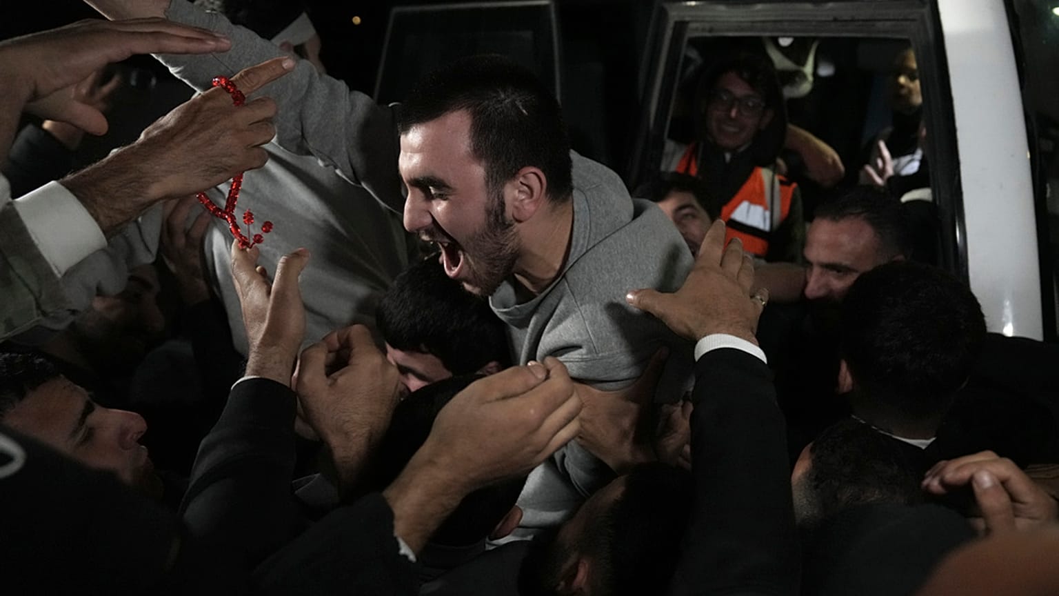 La festa per il rientro dei prigionieri