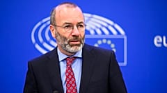 Manfred Weber, líder del Partido Popular Europeo (PPE), defendió el memorándum UE-Túnez como "lo más urgente".