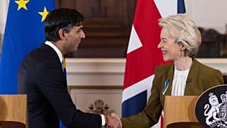ریشی سوناک، نخست وزیر بریتانیا و اورزولا فن در لاین، رئیس کمیسیون اتحادیه اروپا