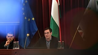Karácsony Gergely főpolgármester és Kiss Ambrus főpolgármester-helyettes a Fővárosi Közgyűlés ülésén a Városházán 2023. november 29-én