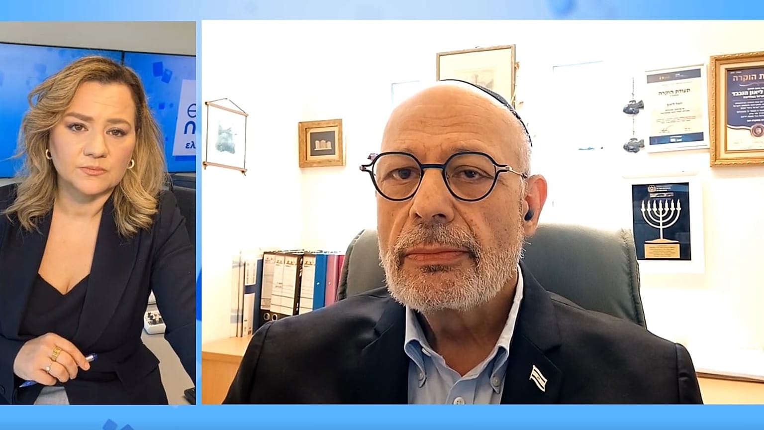 Ο εκπρόσωπος του ισραηλινού ΥΠΕΞ, Τζοελ Λιόν, με τη δημοσιογράφο του euronews, Φαίη Δουλγκέρη