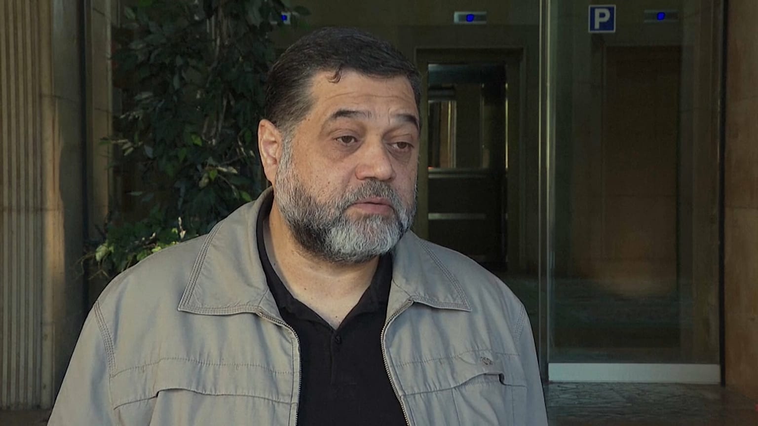 القيادي في حركة حماس أسامة حمدان؟