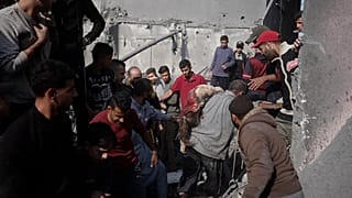 آثار القصف الإسرائيلي على خان يونس 