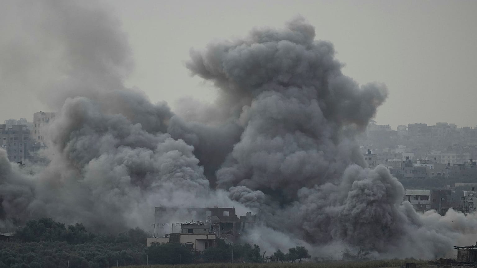 L'armée israélienne a étendu son offensive sur Gaza ce lundi 