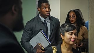 Actor Jonathan Majors, center, arrives at court for his domestic abuse trial - Tuesday 5 Dec. 2023, in New York