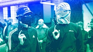 Militantes de Hamás asisten al funeral de Moaz Zahran, en el campamento de Al-Far'a, Cisjordania, diciembre de 2023.