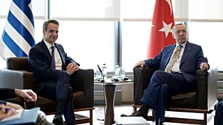 Yunanistan Başbakanı Kiryakos Miçotakis (sol), Cumhurbaşkanı Recep Tayyip Erdoğan