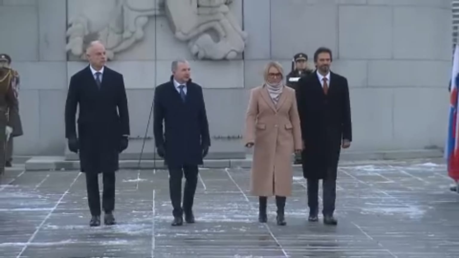 A V4-ek védelmi miniszterei Prágában