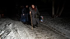 Nehéz az út a téli tájon át Kelet-Ukrajnában 