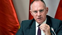 Der österreichische Innenminister Gerhard Karner erklärt sich bereit, einen "Air-Schengen"-Beitritt Rumäniens und Bulgariens in Erwägung zu ziehen.
