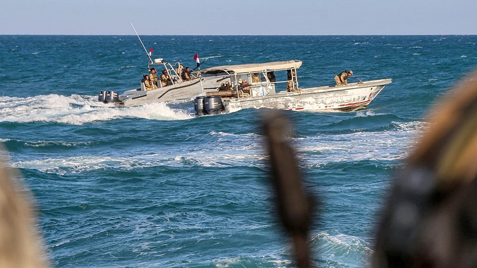 الحوثيون في البحر الأحمر