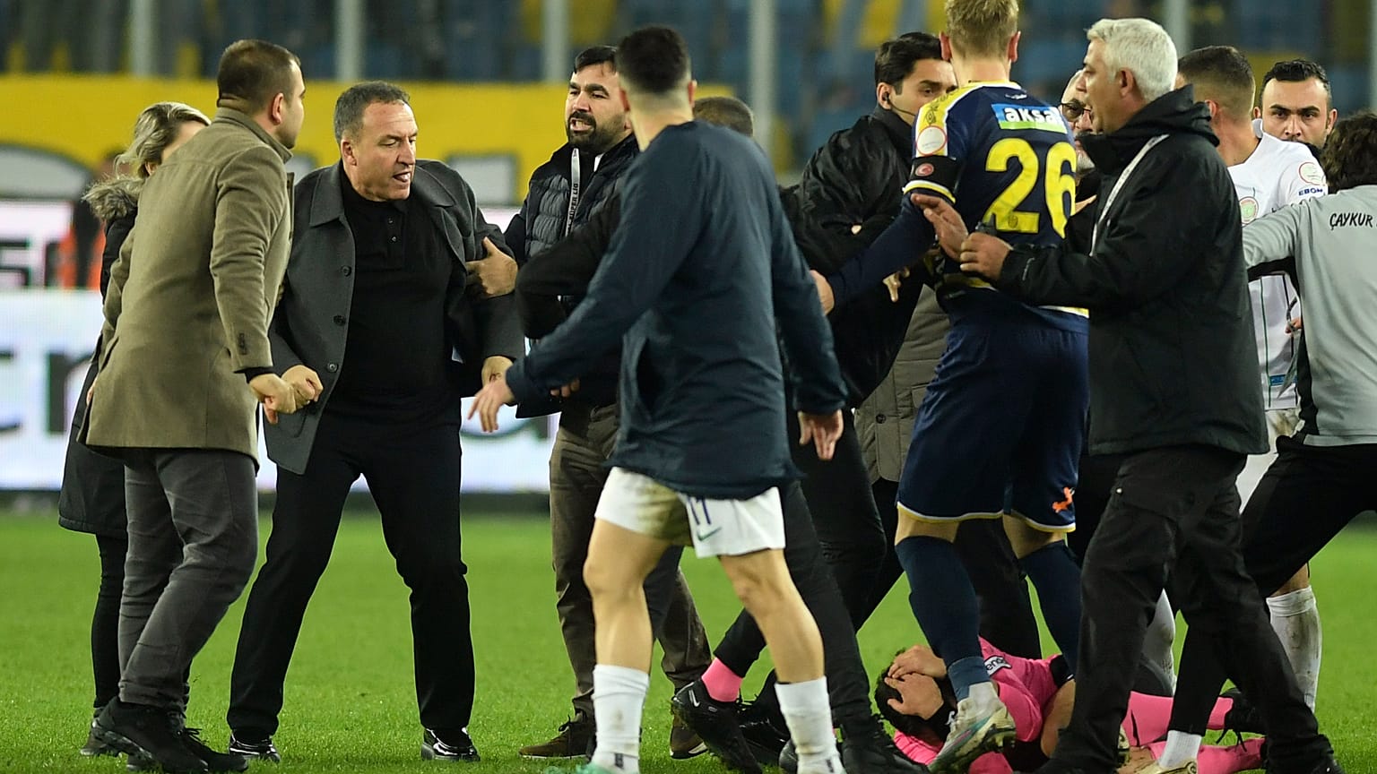 Ankaragücü Başkanı Faruk Koca istifa etti