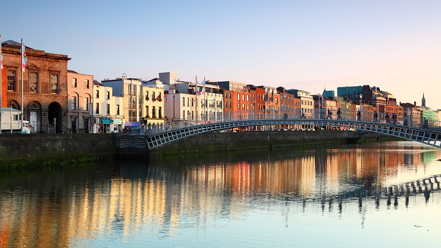 Ha'Penny Bridge in Dublin, Ireland