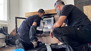 Hoje o trabalho já não é feito a partir do telhado