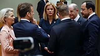 Руководители Евросоюза и его стран-членов на саммите в Брюсселе